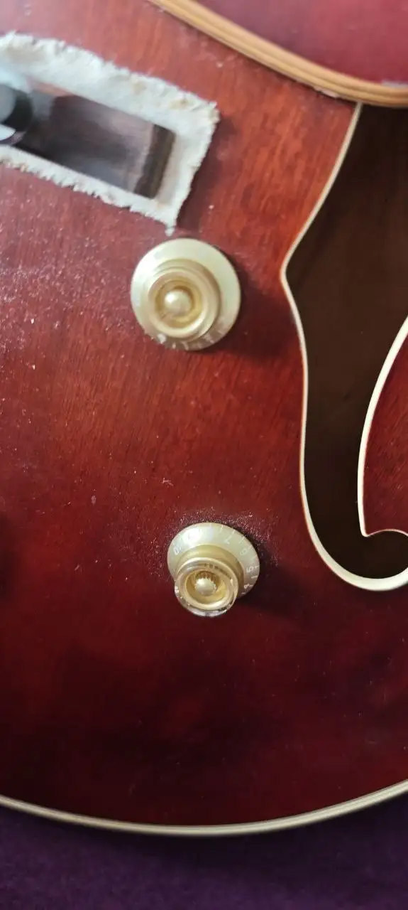 Полуакустическая электрогитара Harley Benton Custom Line Manhattan Standard