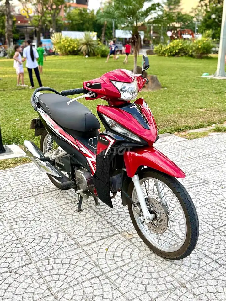 Honda Wave RSX 2019, красно-черный