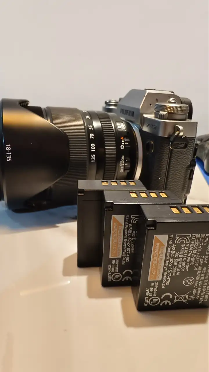 Fuji XT3 с двумя объективами