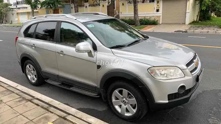Chevrolet Captiva 2009 серебристый 7 мест МКПП