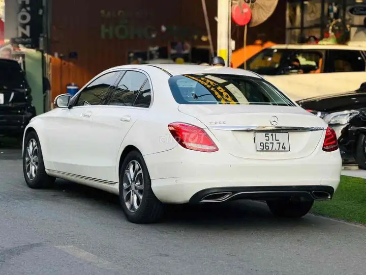 Mercedes-Benz C200 Model 2016