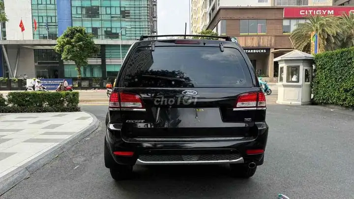 Ford Escape XLT 2009 черный, автомат