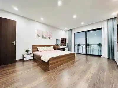Сдается отдельный дом, переулок Дои Кан, Бадинь, лифт, новый и красивый