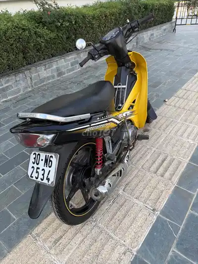 Yamaha Sirius 2010 желтый