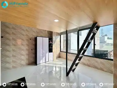 Комната с антресолью и мебелью в Танбине