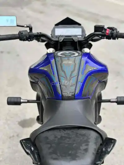 Yamaha MT-15 2021 12 000 км черно-синий