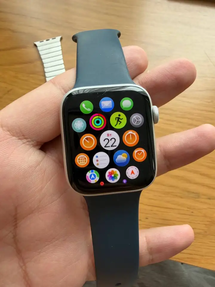 Apple Watch SE 2 Silver 44 мм