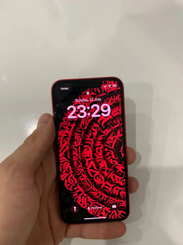 iPhone 13 mini