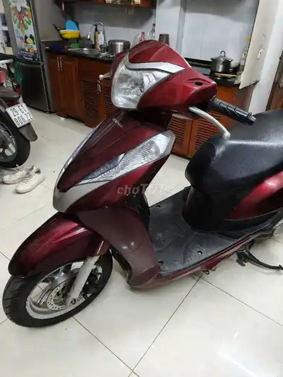 Honda Lead 125cc красная