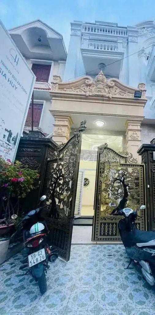 Аренда дома на Ле Тхи Риенг, Тхой Ан, район 12: 1 полуэтаж, 2 этажа, 272 м², 4 спальни, 4 санузла, 12 млн