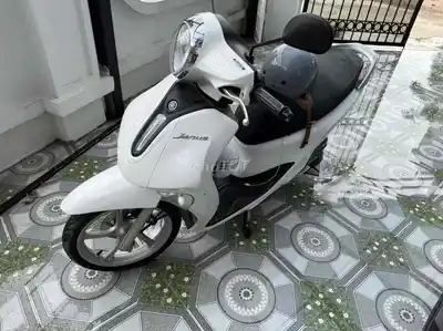 Yamaha Janus 2025 белый