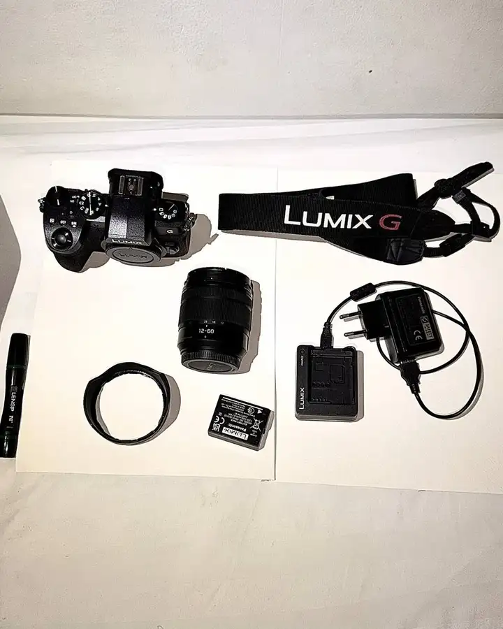 Panasonic Lumix G90 с объективом 12–60 мм