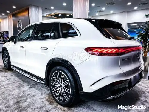 Mercedes-Benz EQS 500 4MATIC SUV 2025