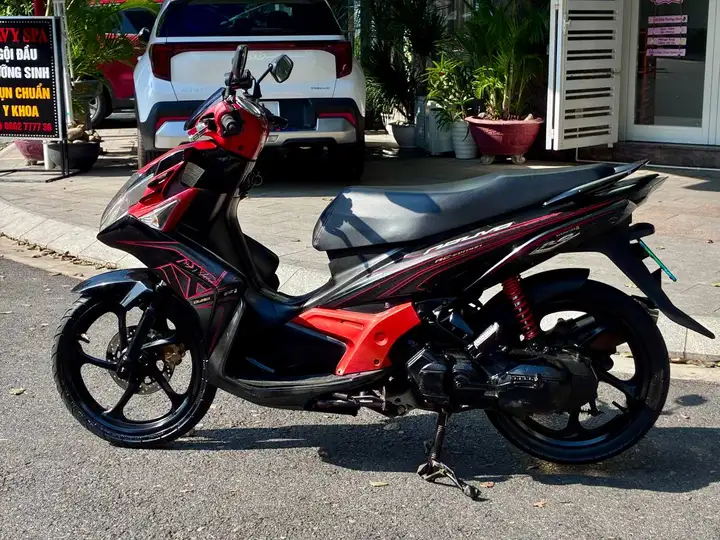 Nouvo 5 (125 cc)