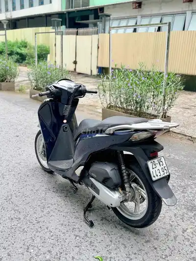 Хонда SH 125 2018 года рождения в Ханойском море