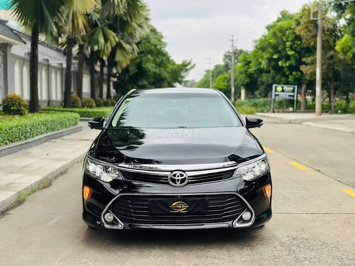 Toyota Camry 2015 Автомат Черный 94.825 км