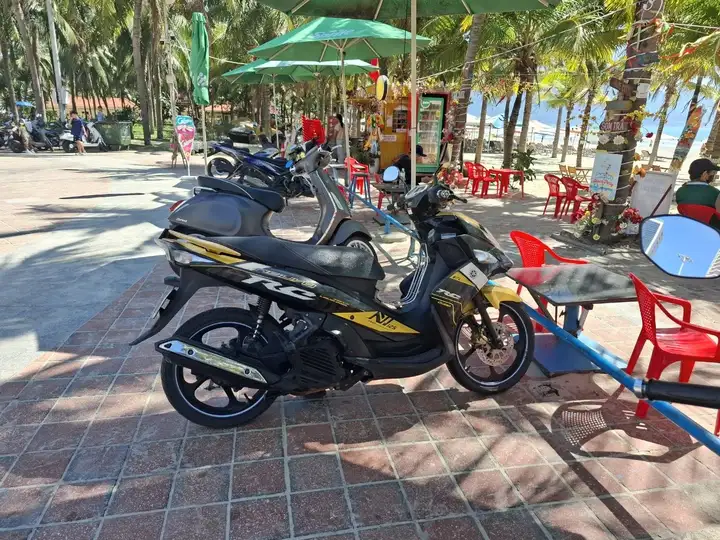 Yamaha Nouvo 6 SX