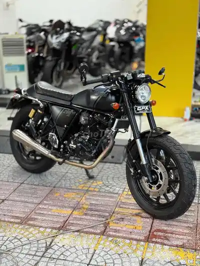 Мотоцикл GPX Legend 200 Cafe Racer, первый взнос 4 000 000
