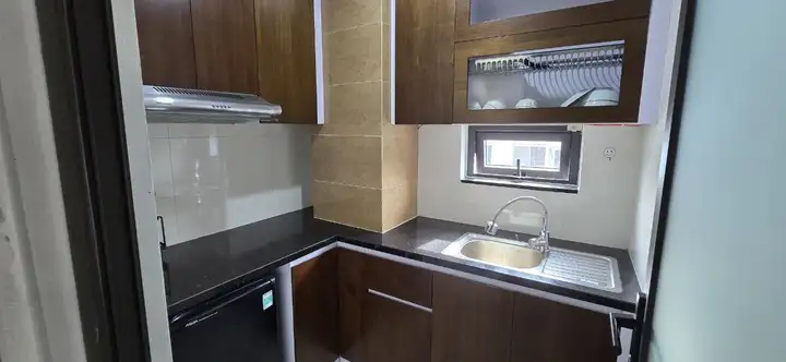 Аренда квартиры с балконом в районе Винь Хоа