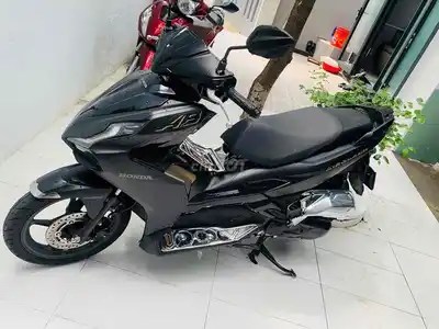 Honda Air Blade 2025 чёрный 10000 км Дананг