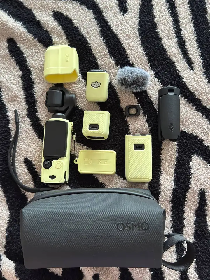 DJI Osmo Pocket 3 Creator Combo