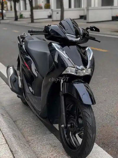 Хонда SH 125 CBS 2022 Черная отделка sh350