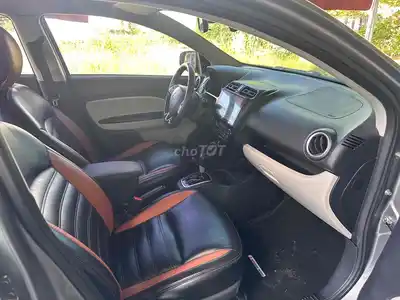 Mitsubishi Attrage 2016 автомат, в отличном состоянии