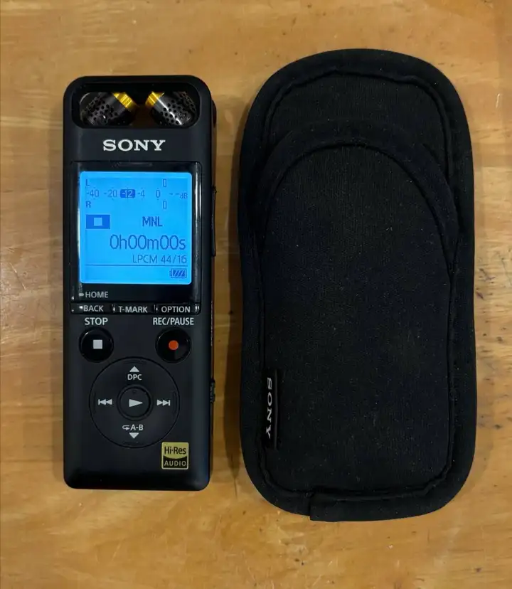 Плеер Sony NWZ-A17, Рекордер Sony PCM A10, Фонарик Fenix C6 V3