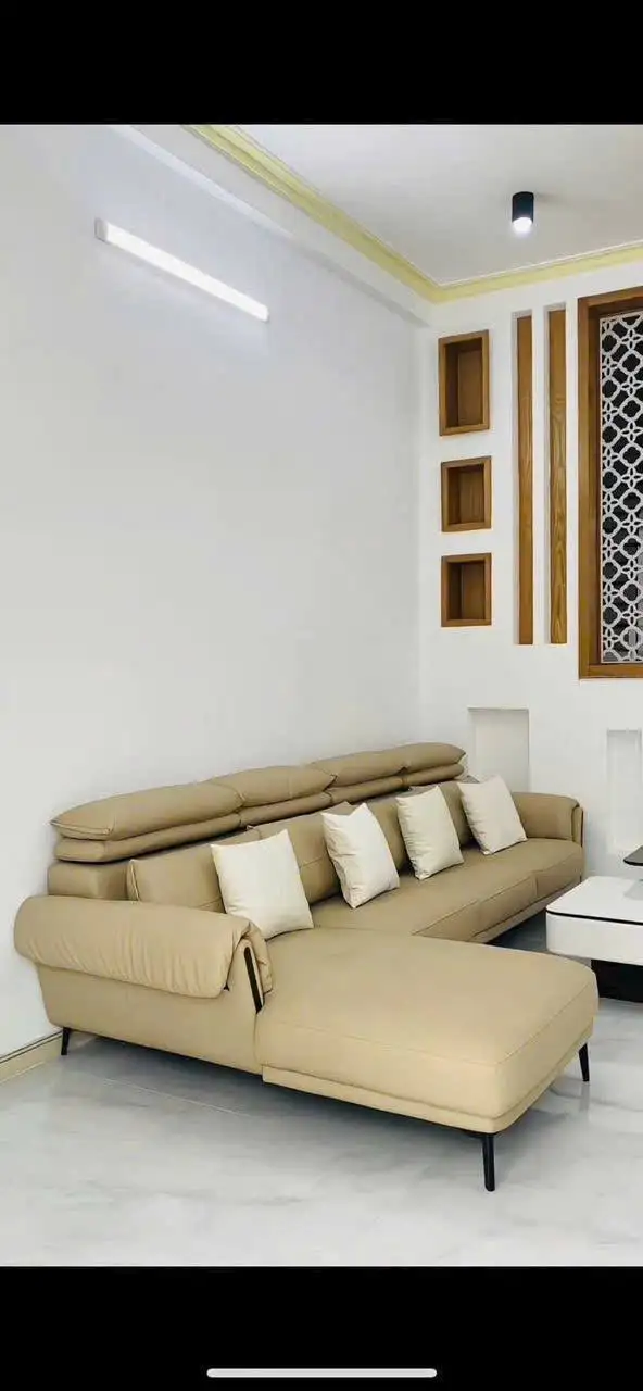 Дом 2 этажа, 3 спальни, 3 WC, 90м2