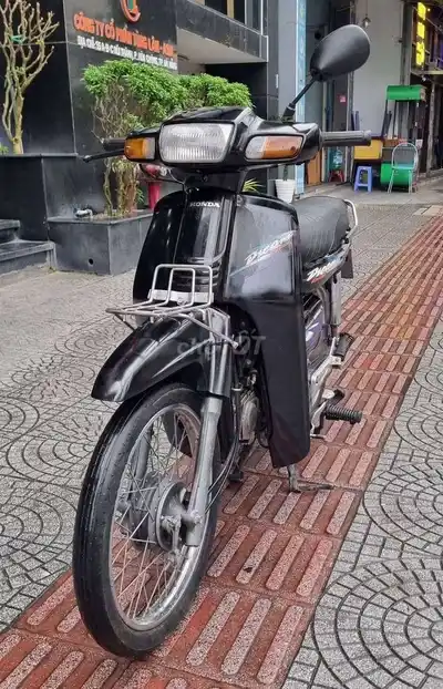 Honda Dream lùn 1999 черная