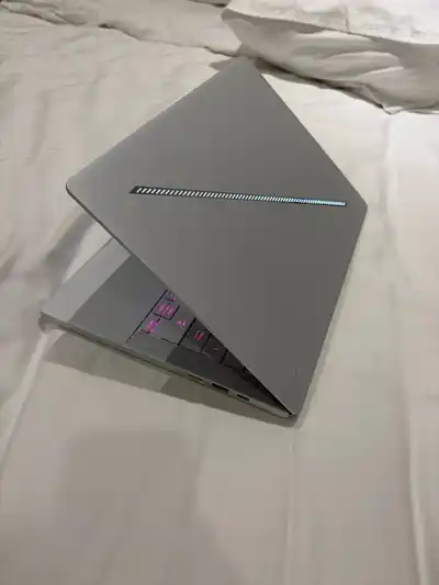 ASUS ROG Zephyrus G14 2025
