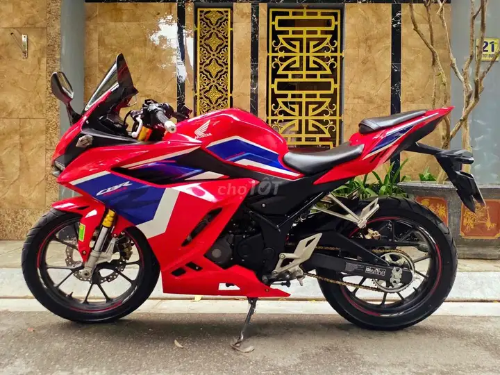 Honda CBR 150 ABS FI 2022, пробег 8000 км, как новая