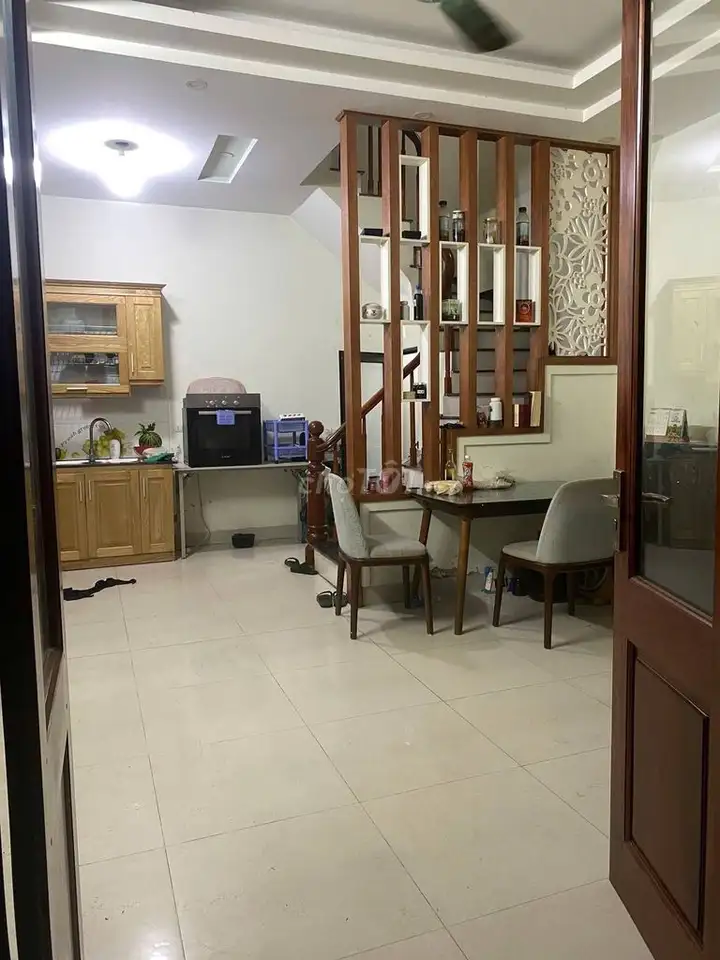 Cho thuê nhà 30m2 x 5 tầng, Nam Từ Liêm, gần Vinhome Gardenia