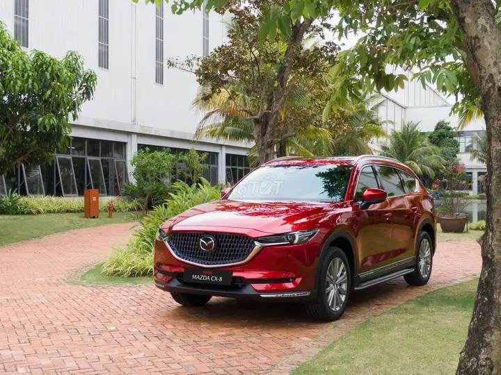 Mazda CX-8 Premium 2019, 7 мест, бензин, красный
