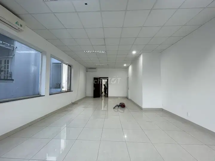 Вилла на улице Нань Чан Нао, 8х25м, цоколь и 4 этажа