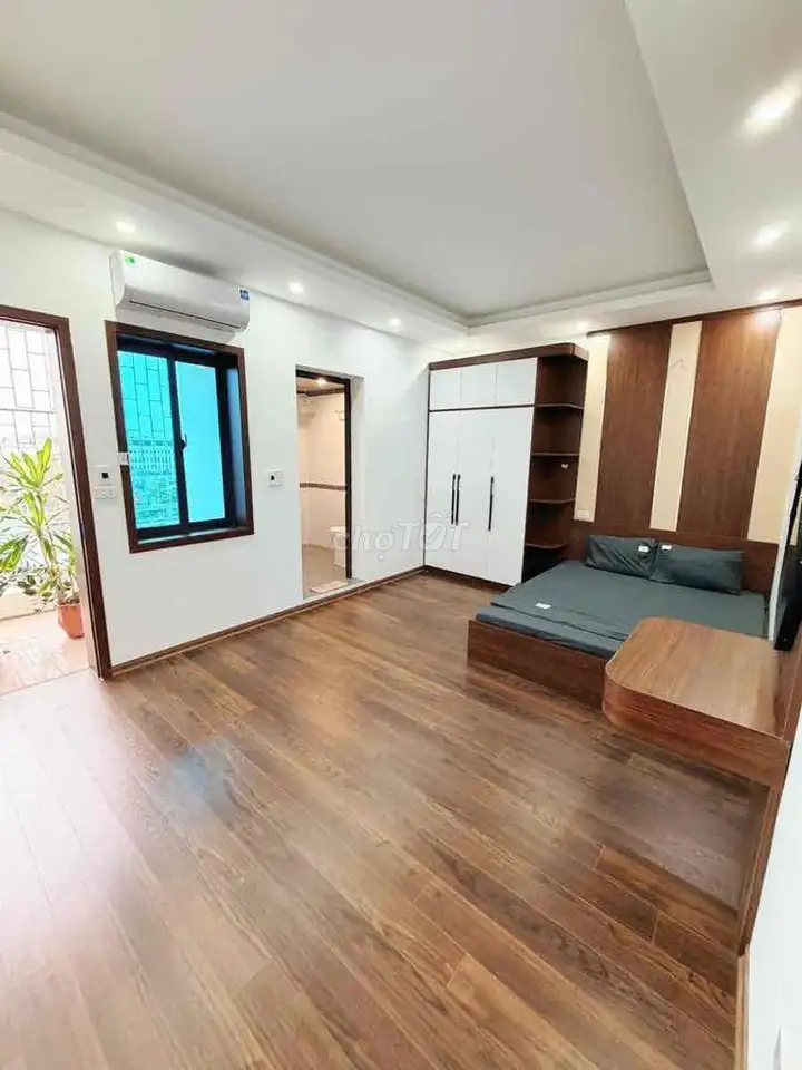 Угловая квартира 160м² с 3 сторонами света в Sug