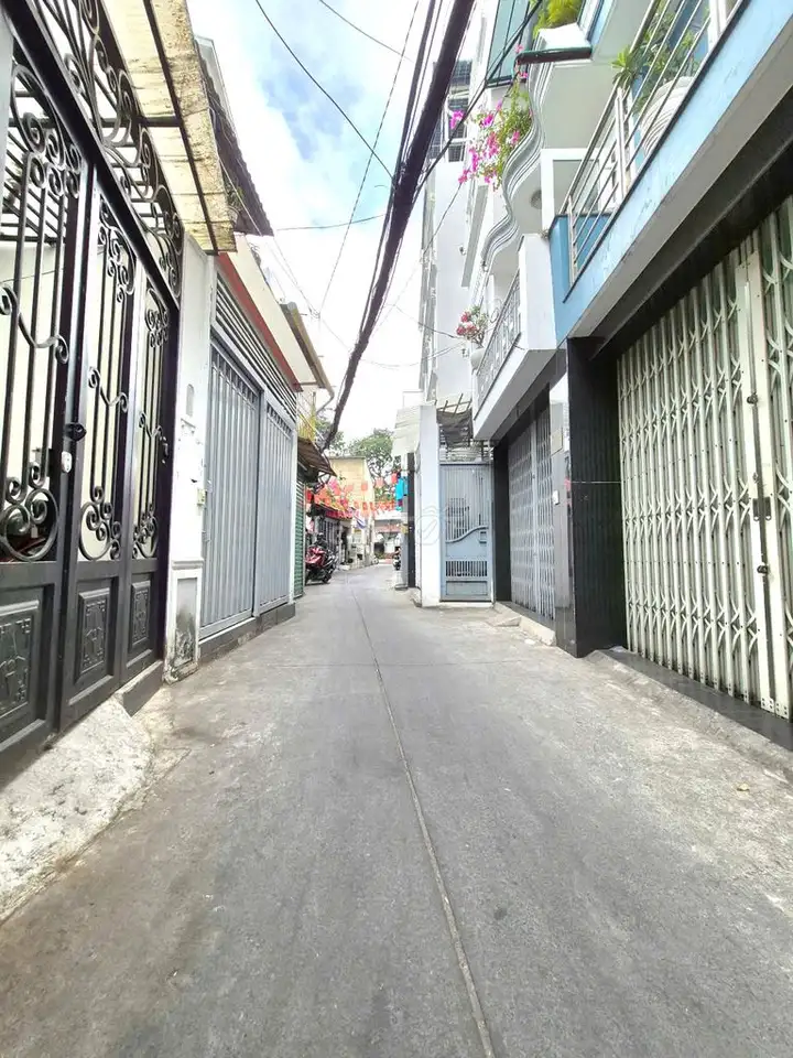 Дом у парка Гиа Динь, 2 этажа, 3 спальни, 52 кв.м