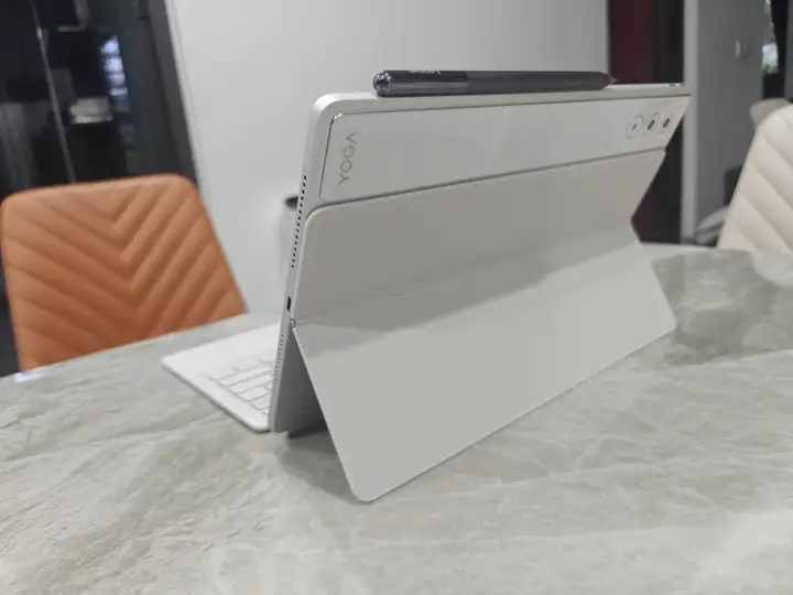 Lenovo Yoga Tab Plus (TB520FU) 2025