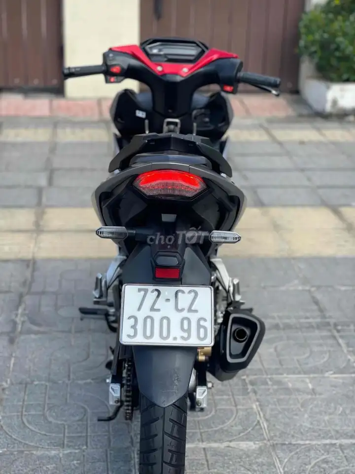 Honda Winner X ABS 2021, серебристо-серый матовый