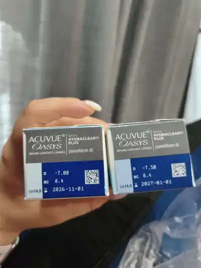 Контактные линзы Acuvue Oasys with Hydraclear Plus