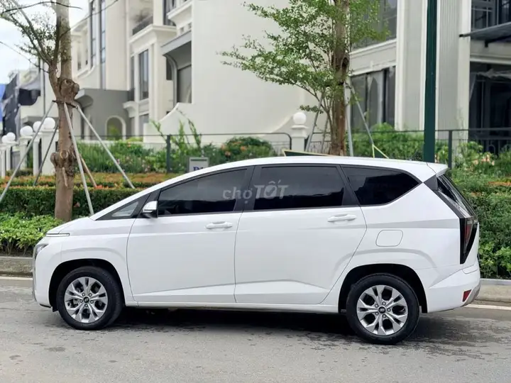 Hyundai Stargazer Standard 1.5 AT 2024