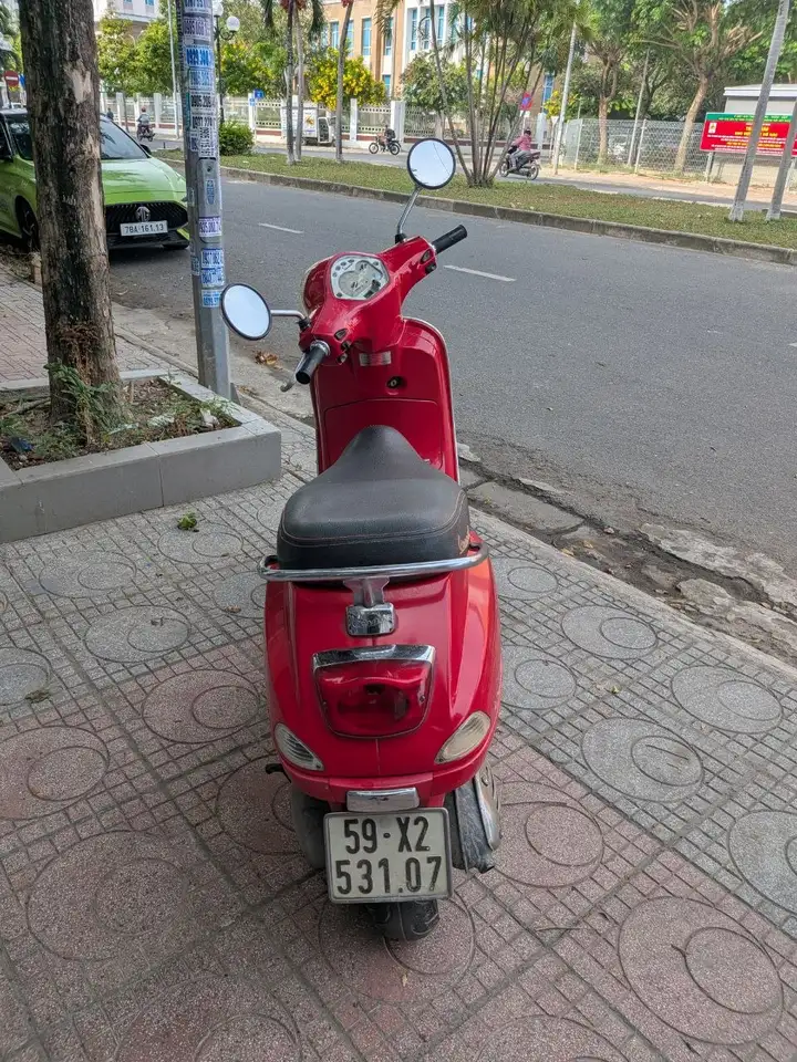 Мопед Vespa 125