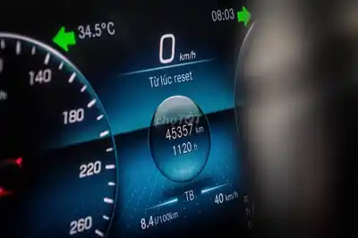 Мерседес-Бенц E200Ex V1 2022 Белый/Черный 48 300 км
