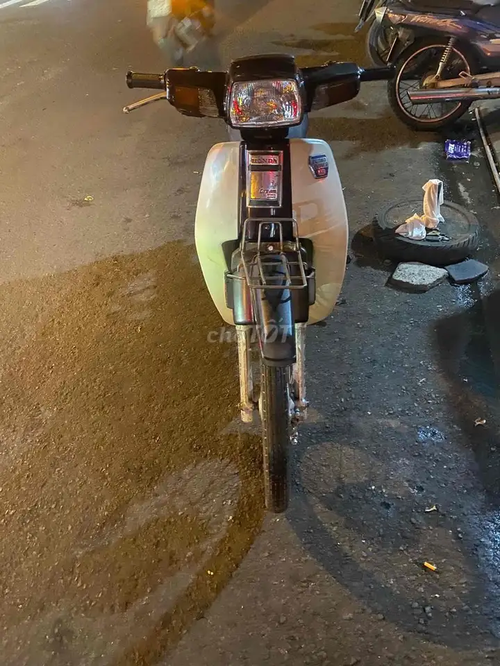 Honda Dream Thái 7-ступенчатая