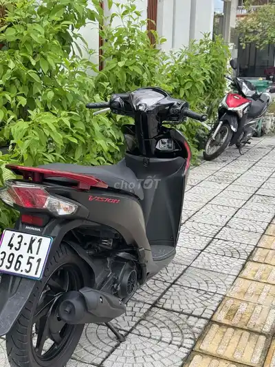 Honda Vision 2018 черный, госномер 43, один владелец