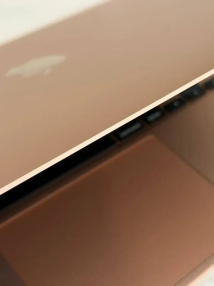 MacBook Air M1 2020 8/512 ГБ