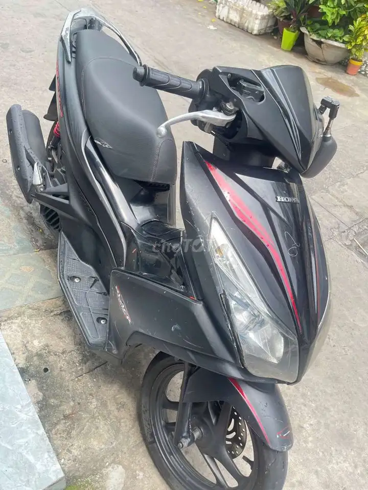 Мопед Honda Airblade