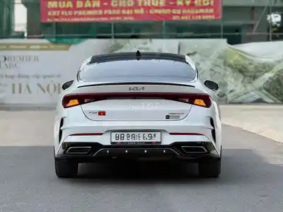 Kia K5 2.0 Premium 2023 года выпуска