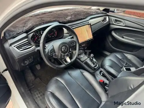 MG 5 1.5 MT 2024