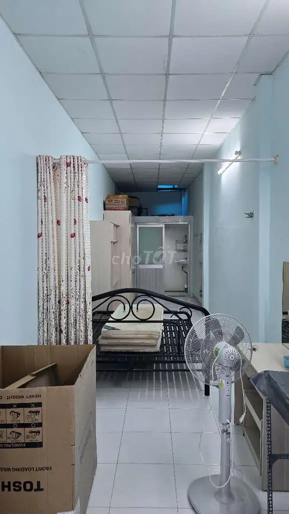 Сдаю комнату 32 м², тихо, безопасно, рядом рынок Го Вап